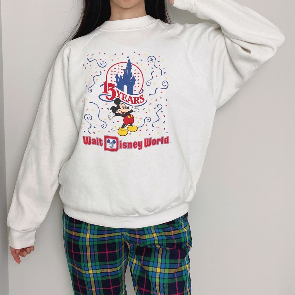 Vintage Disney world 15 years edition sweatshirt